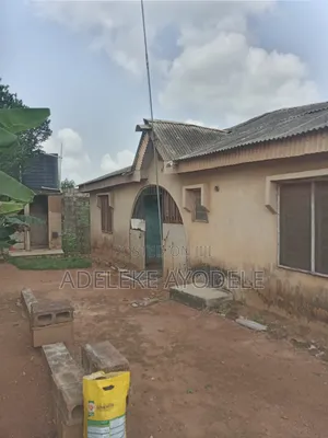 3bdrm Duplex in Ado-Odo/Ota for sale