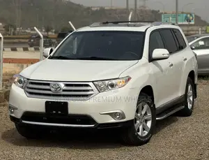 Toyota Highlander 2013 White