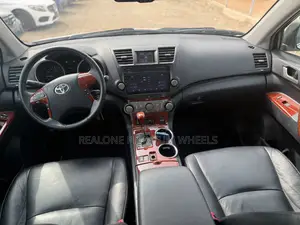 Toyota Highlander 2013 White