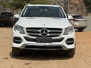 Mercedes-Benz GLE-Class 2016 White