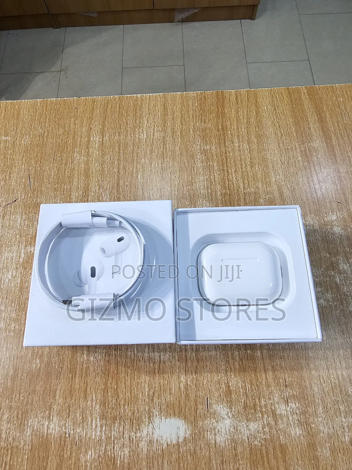 Open Box Airpods Pro 2 Usb C