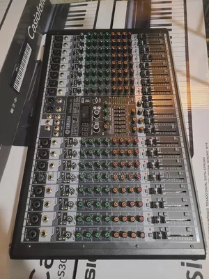 Yamaha 16channel Mixer