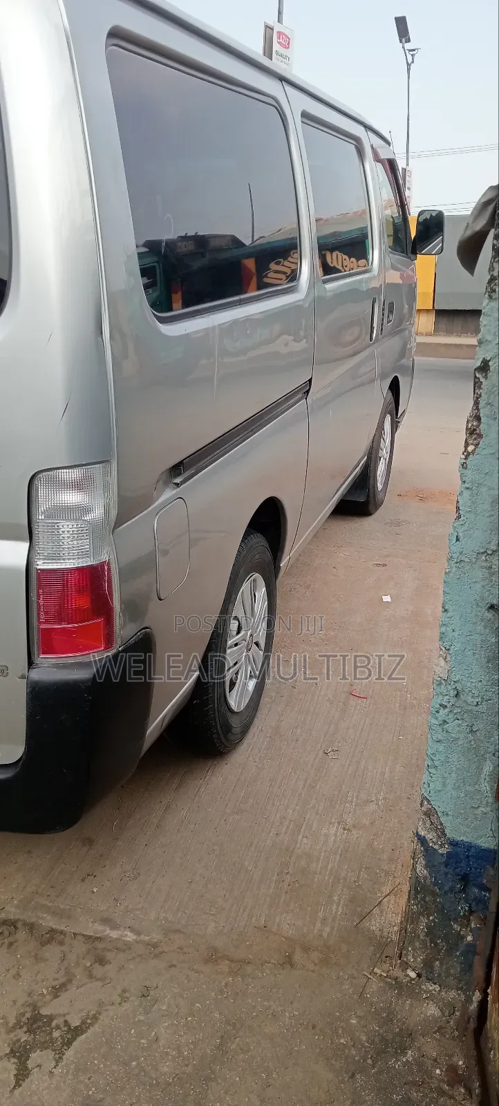 Nissan Caravan (Urvan) 2007 Silver