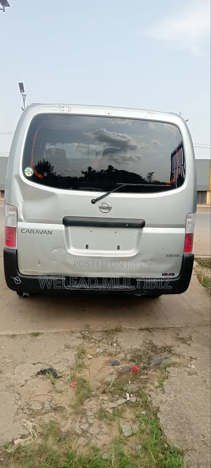 Nissan Caravan (Urvan) 2007 Silver