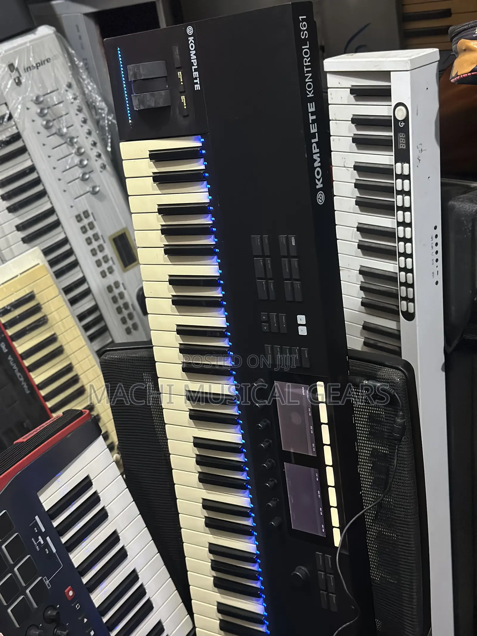 Komplete Kontrol 61 Keys