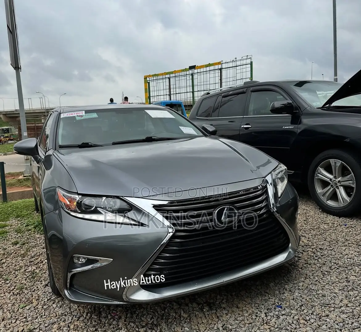 Lexus ES 2016 Gray
