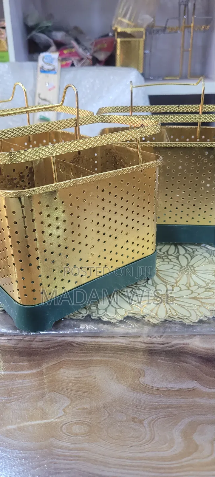 Cutlery Container