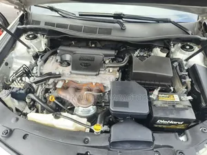 Toyota Camry SE 4dr Sedan (2.5L 4cyl 6A) 2012 Silver