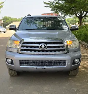 Toyota Sequoia 2010 Gray