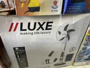 Luxe Rechargeable Solar Fan 18” With Panels