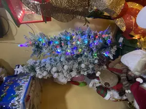 Christmas Tree Complete With Lights