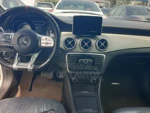 Mercedes-Benz CLA-Class CLA 250 4MATIC Sedan 2014 White