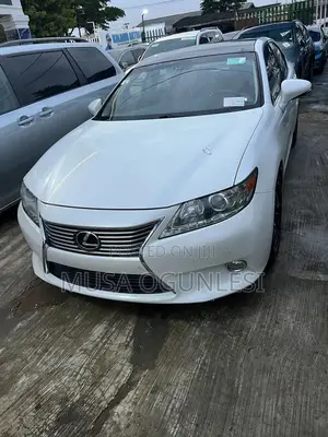 Lexus ES 2014 White
