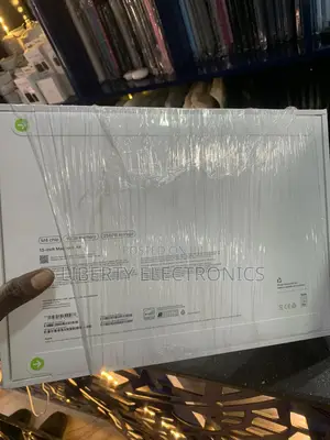 New Laptop Apple MacBook Air 2025 M4 13-Inch 16GB Apple M4 SSD 256GB