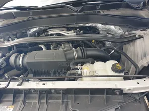 Ford Explorer 2020 Silver