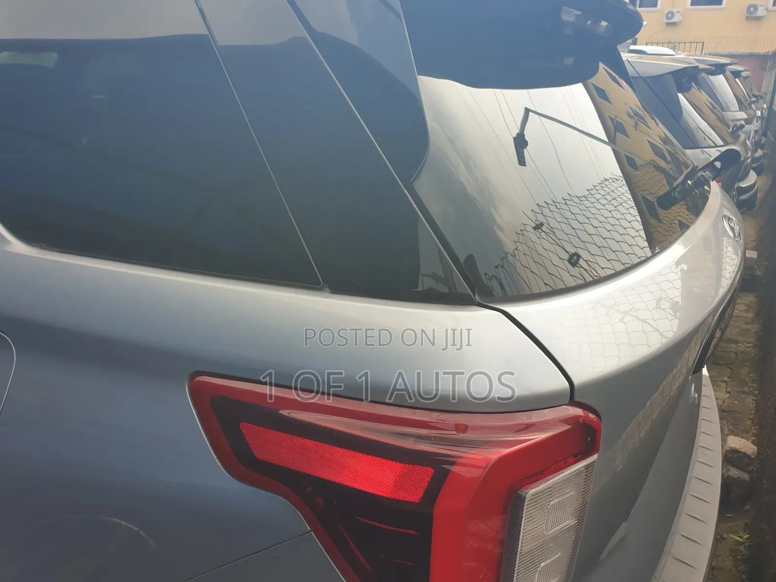 Ford Explorer 2020 Silver