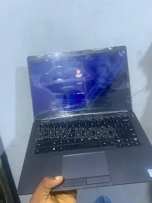 Laptop Dell Latitude 5300 16GB Intel Core I5 SSD 512GB
