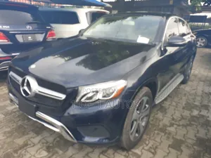 Mercedes-Benz GLC-Class 2017 Blue