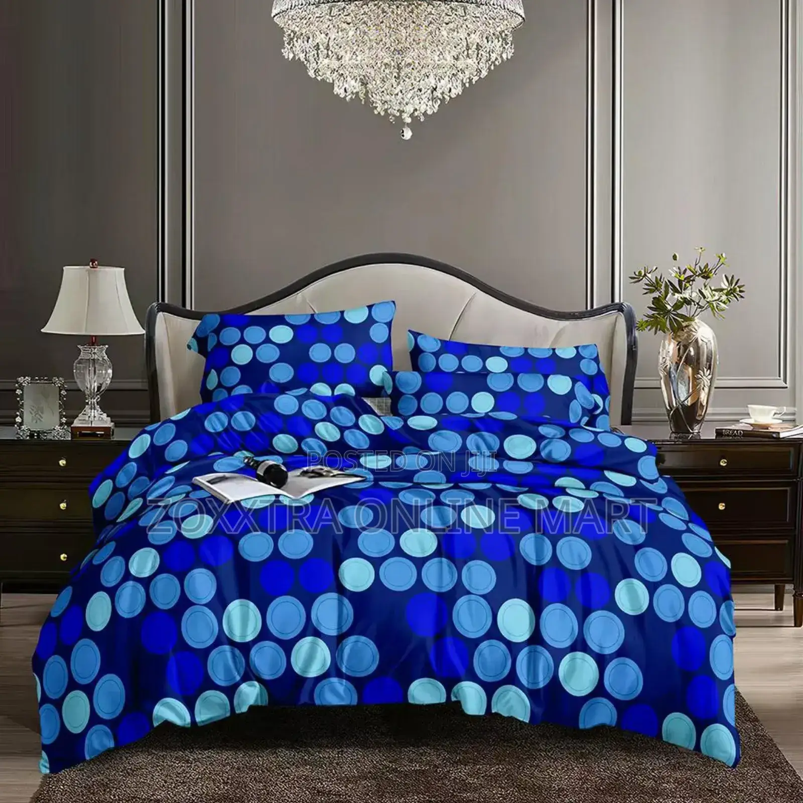 6 by 6 Bedsheets With 4 Pillows