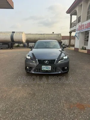 Lexus IS 250 4WD 2016 Gray
