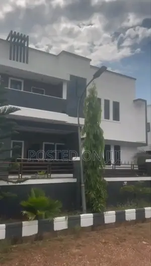 Furnished 7bdrm Duplex in Centenary City, Enugu for sale