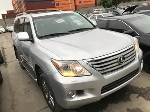 Lexus LX 570 2012 Silver