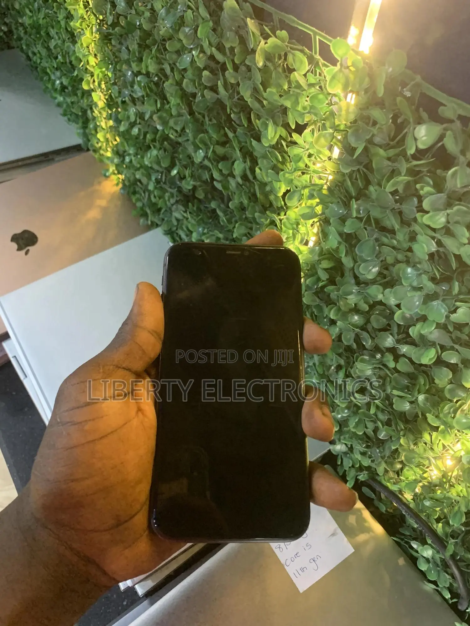 Apple iPhone 11 64 GB Black