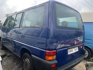 Volkswagen Transporter 2002 Blue