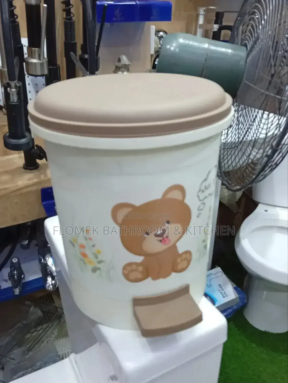 5litres Capacity Plastic Waste Bin.