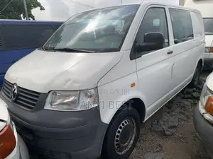 Volkswagen LT 2013 White