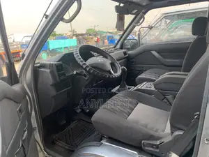Mitsubishi Delica 2014 Silver