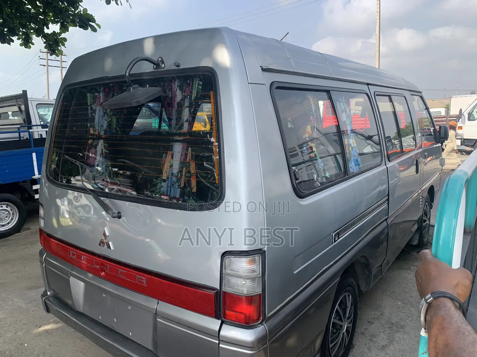 Mitsubishi Delica 2014 Silver