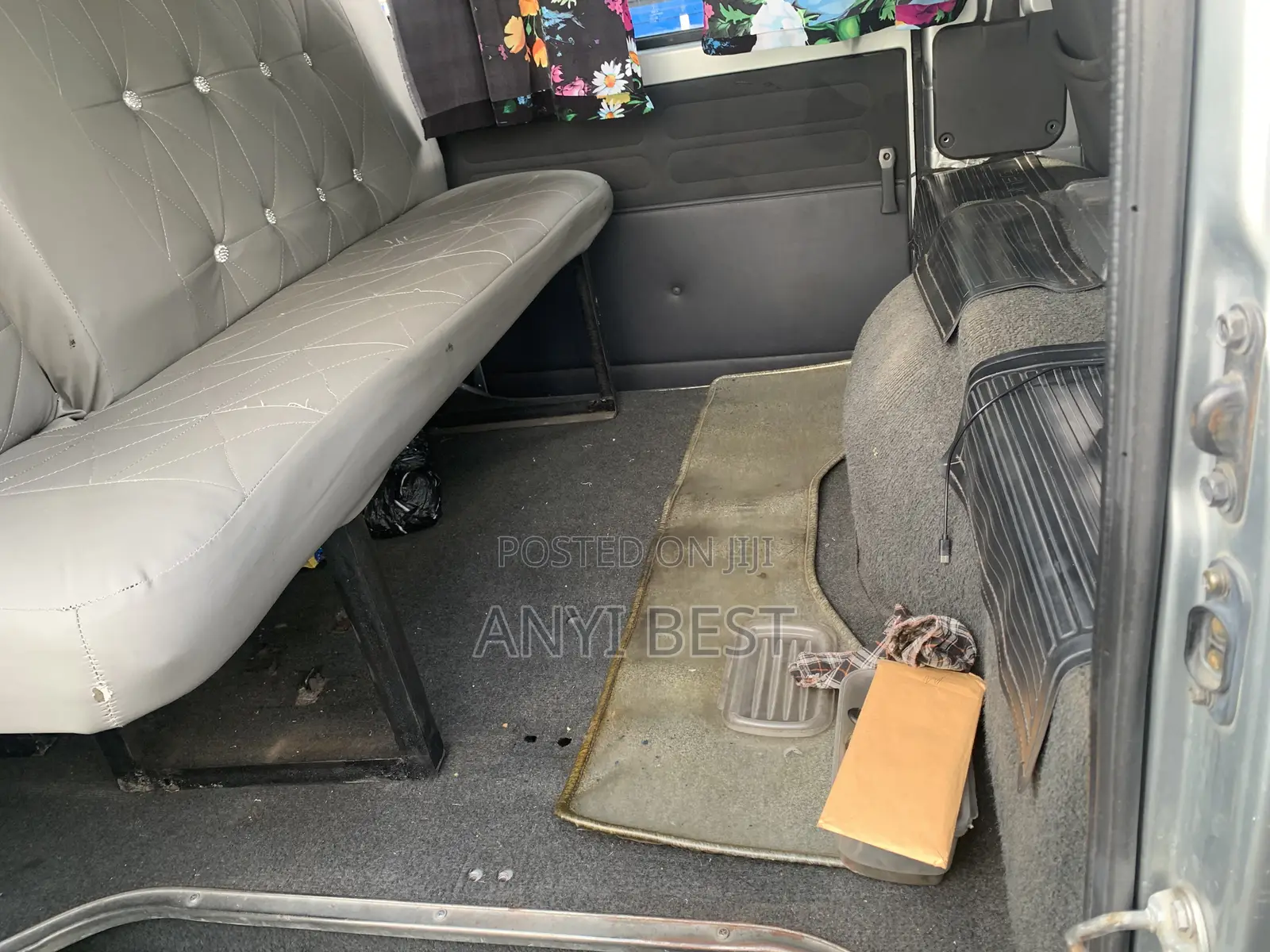 Mitsubishi Delica 2014 Silver