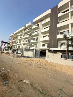 2bdrm Block of Flats in Lekki Phase 1 for sale