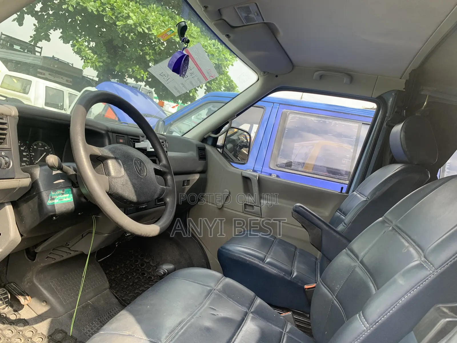 Volkswagen Transporter 2002 White