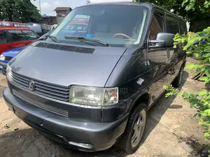 Volkswagen Transporter 2000 Grey