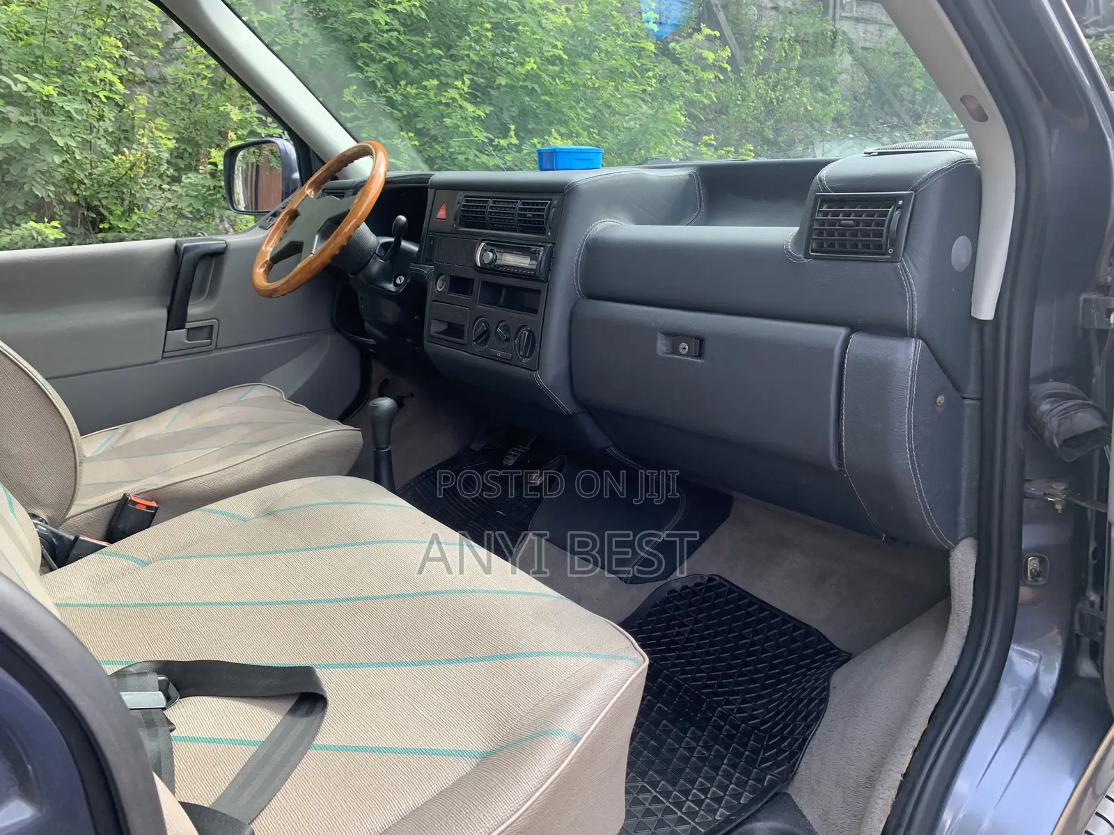 Volkswagen Transporter 2000 Grey