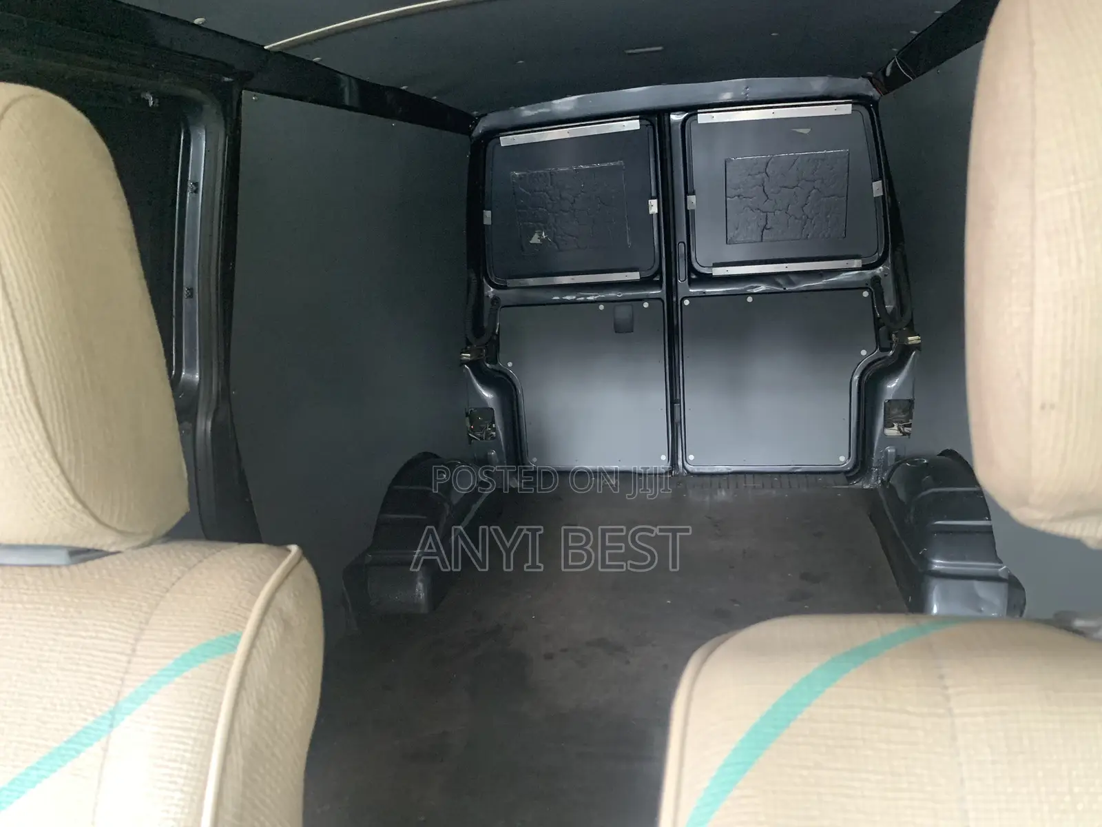 Volkswagen Transporter 2000 Grey