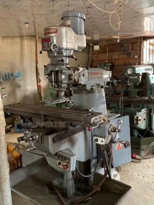 Vertical Metal Milling Machine