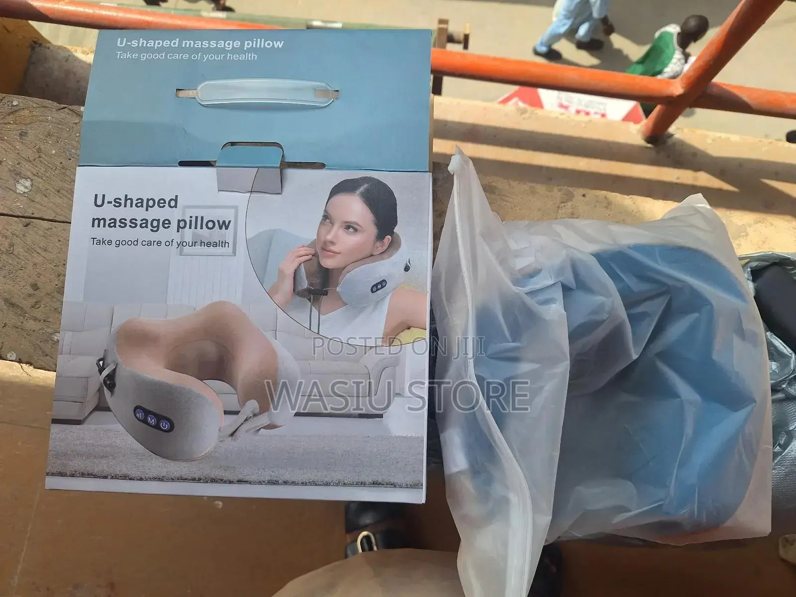 U-shaped Neck Massage Pillow