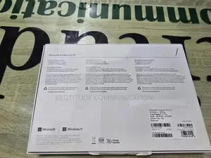 New Microsoft Surface Pro 16GB Qualcomm Snapdragon X Plus SSD 512GB