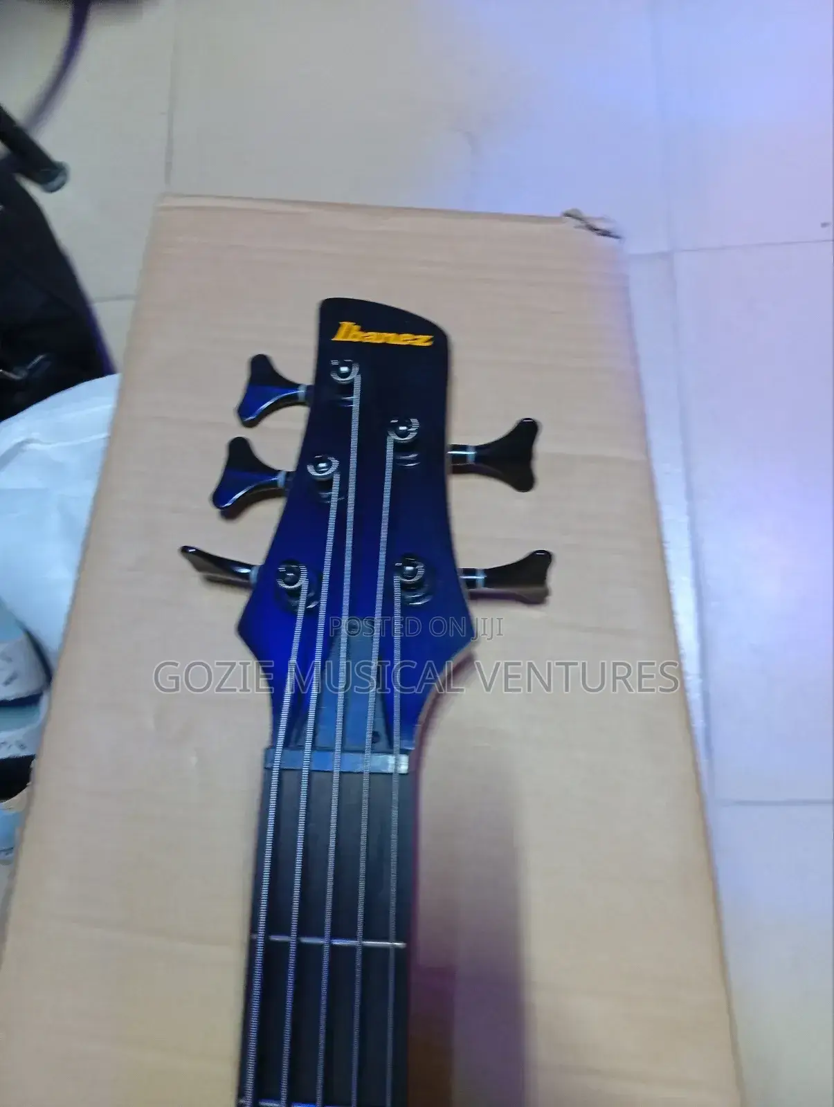 Ibanez 5-Strings Bass Guitar