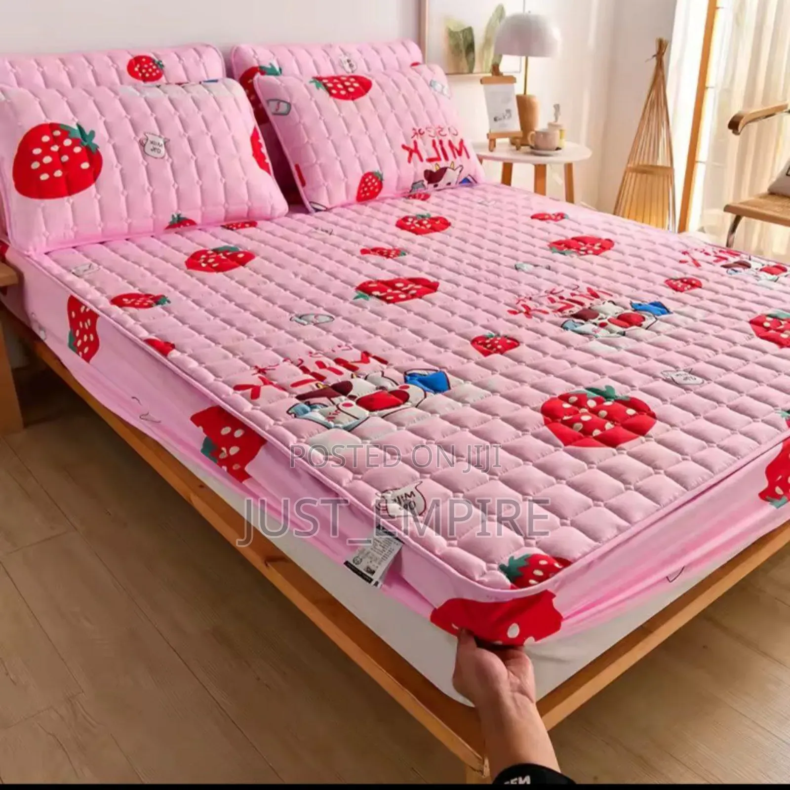 Waterproof Bed/Mattress Protector Cover