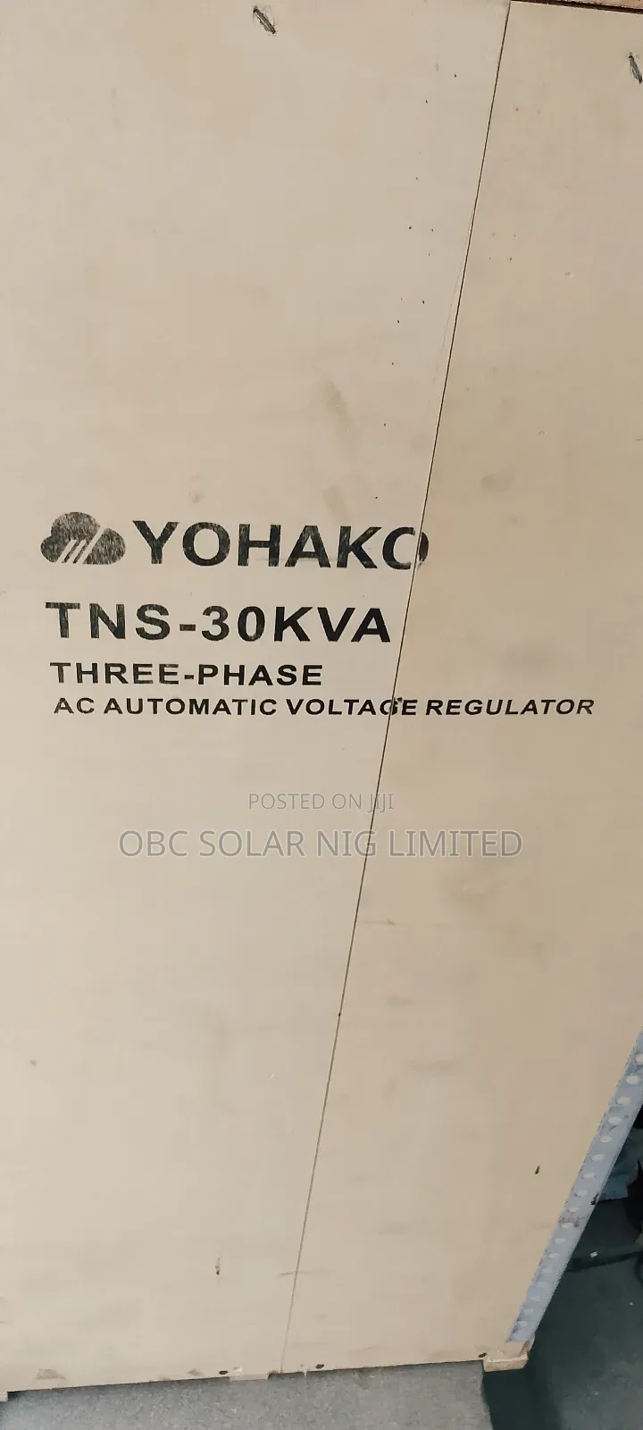 Yohako 30kva 3 Phase Automatic Voltage Regulator