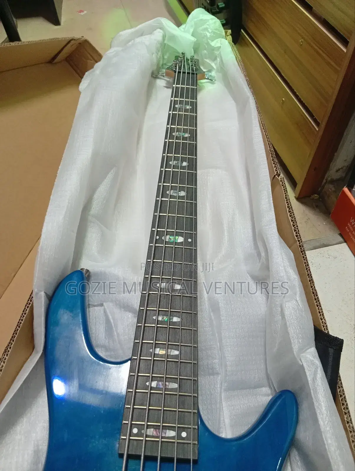 Bass Guitar Five String Active Bass Guitar
