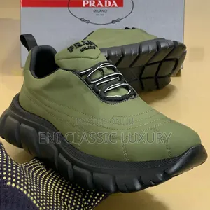 Pure Quality Luxury Men's Sneakers Prada Well Banded Package