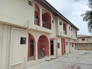 3bdrm Block of Flats in Egbeda Idimu Lagos, Pipeline for rent
