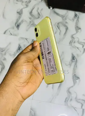 Apple iPhone 11 64 GB Yellow