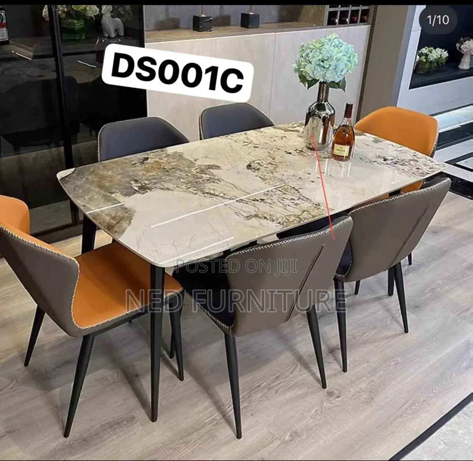 Quality Dining By 6 Chiars
