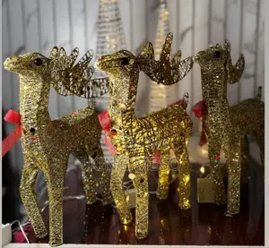 Giraffe Christmas Decoration